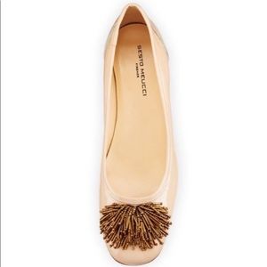 SESTO MEUCCI “FLYNN” Beaded Patent Leather Pump 7